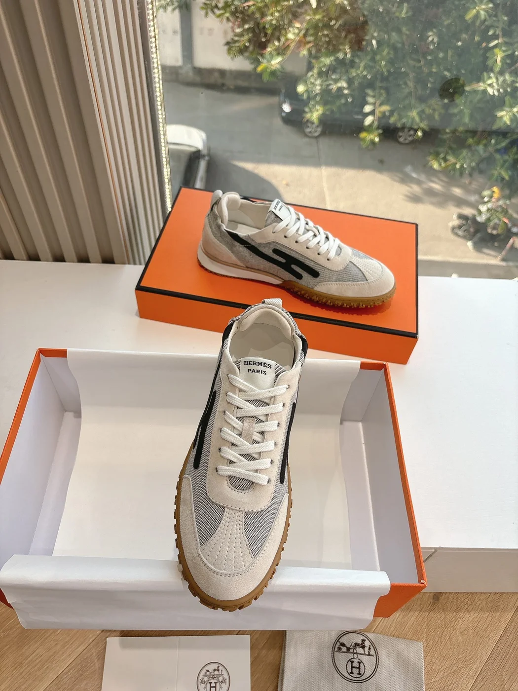 Hermès Women White Suede And Mesh Sneakers product view 4
