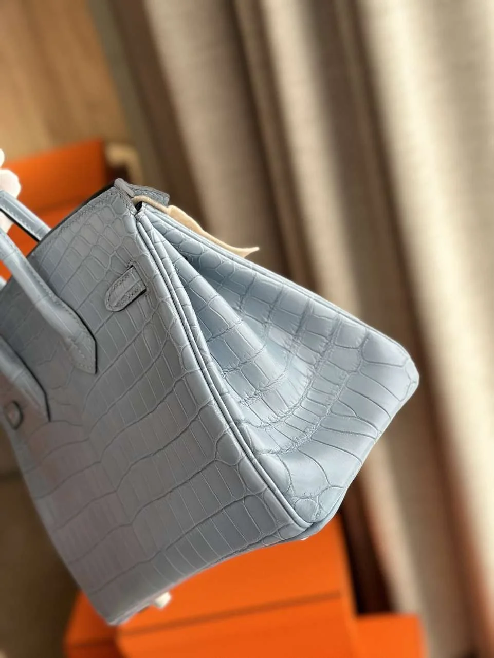 Hermès Birkin Hand Sewing Imported Leather Handbags 25 cm product view 4