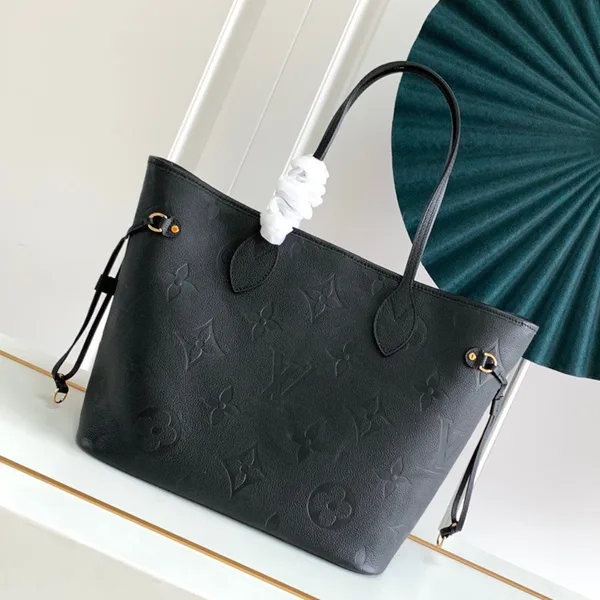 Louis Vuitton Never Full Monogram Black Handbags 32x29x17cm product photo