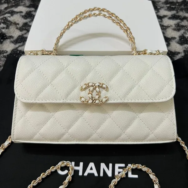 Chanel Kelly 23P Clutch With Chain Gold Hardware product photo