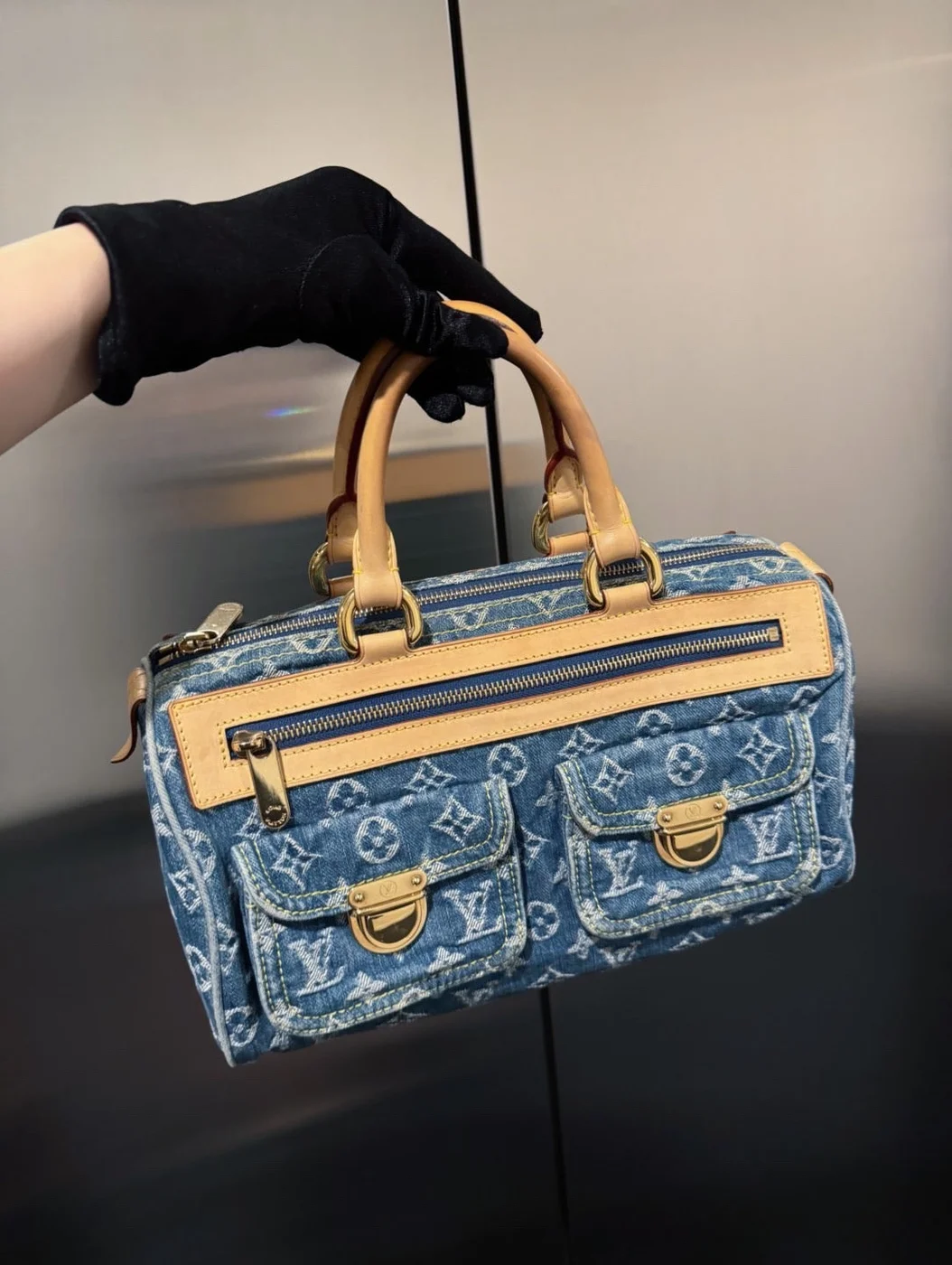 Louis Vuitton Neo Speedy handbag product view 7