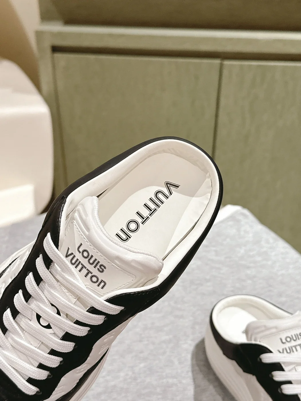 Louis Vuitton Women Black and White Sneakers — Round-Toe Low-Top Style product view 5