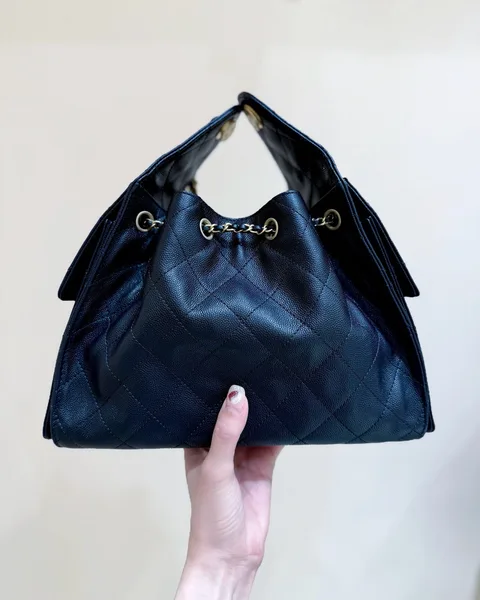 Chanel 25 Handbag In Black 30 Grained Calfskin Gold Hardware product view 5