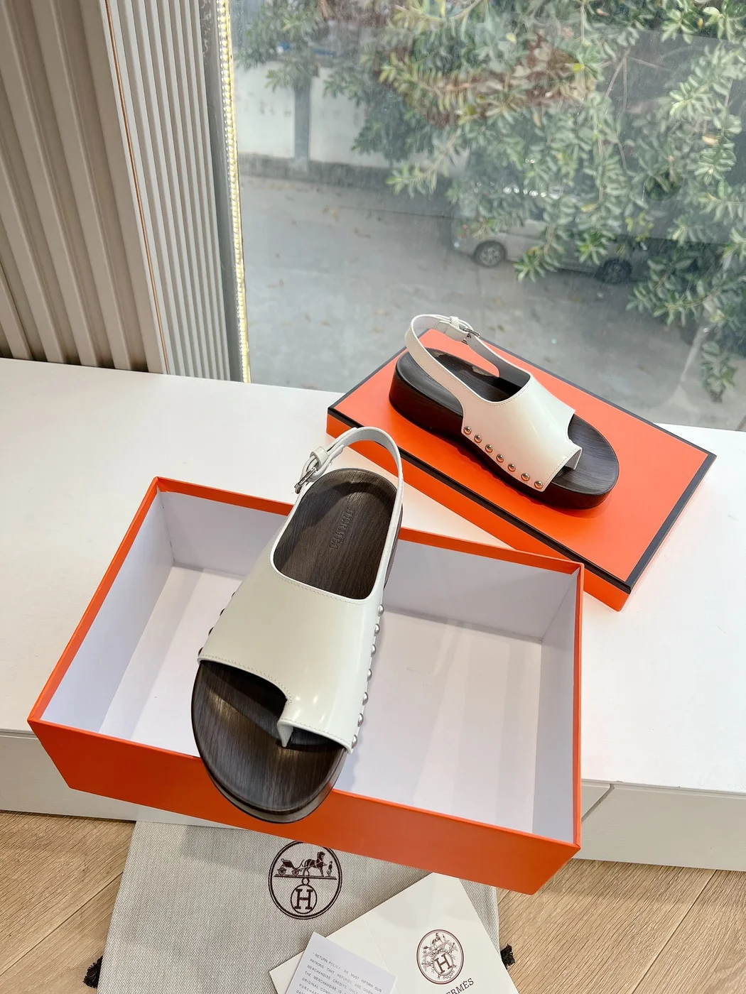 Hermès Women White Leather Wooden Sole Sandals product view 3