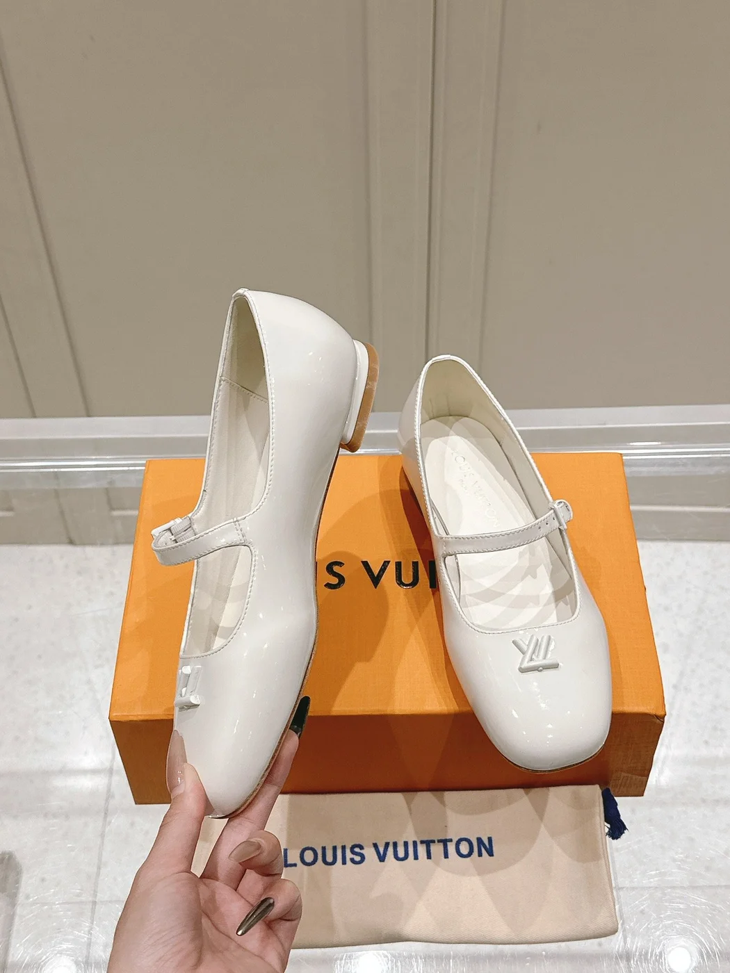 Louis Vuitton Women White Patent Leather Mary Jane Heels product view 4