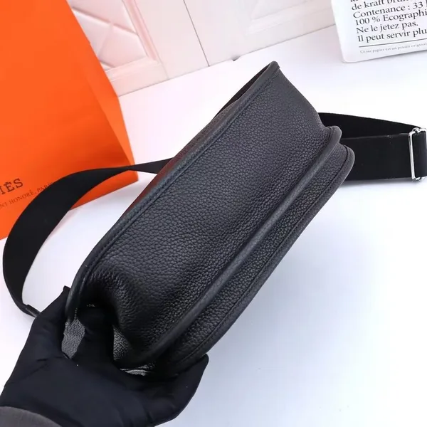 Hermès Evelyne III 29 Black Bag product view 8