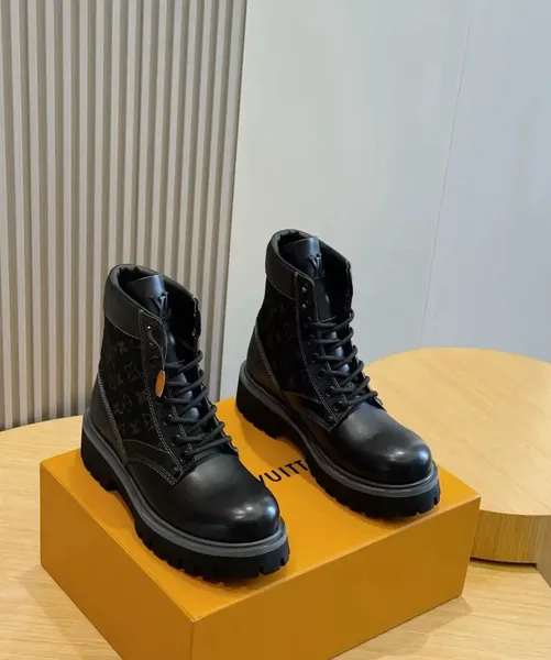 Louis Vuitton Boot Ranger product view 4
