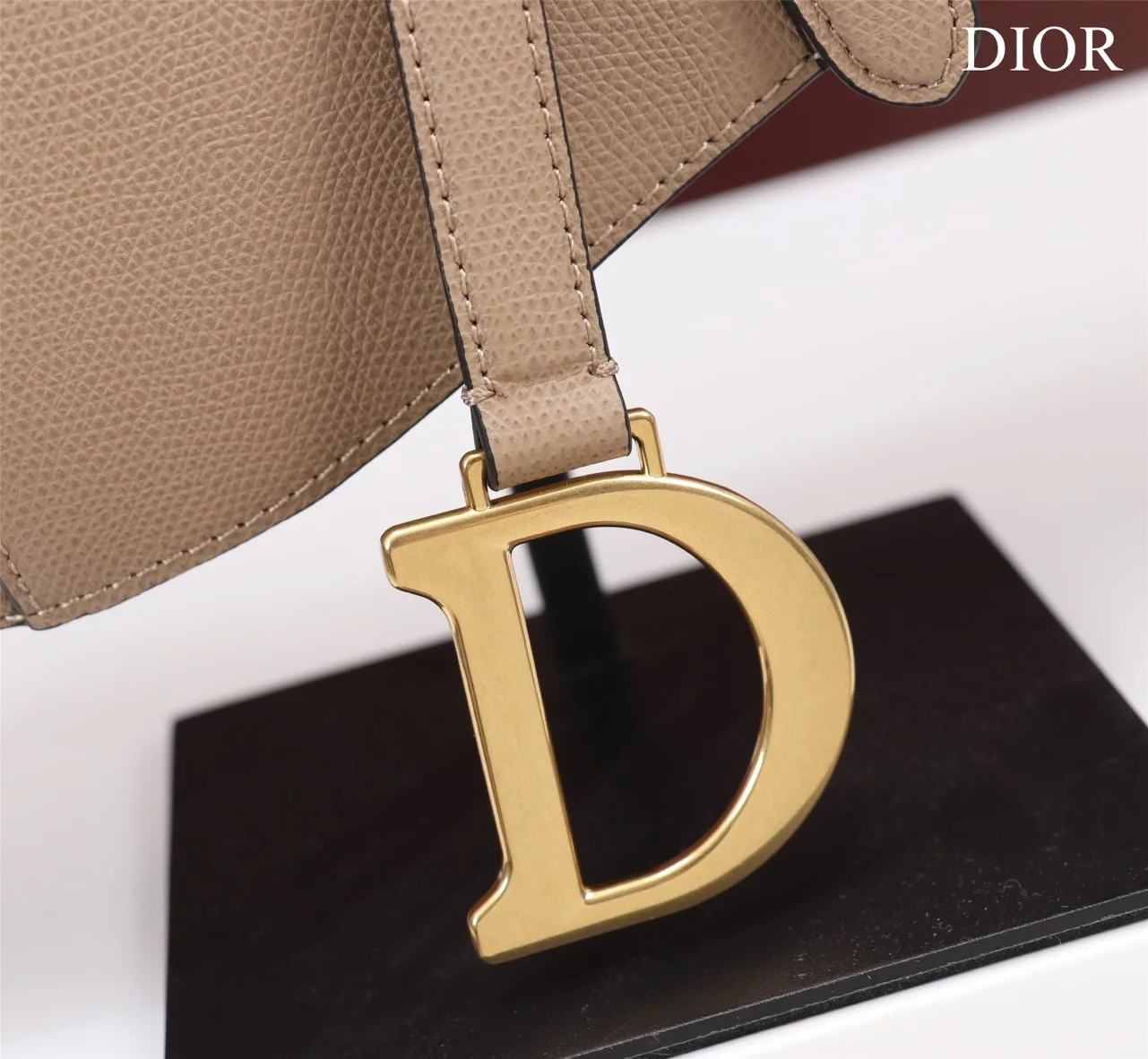 Dior Saddle Saddle Women’s Handbag 25x20x6.5 cm product view 4