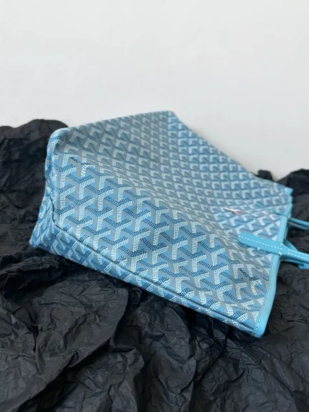Goyard Chevron Tote Bag Bright Blue product view 4