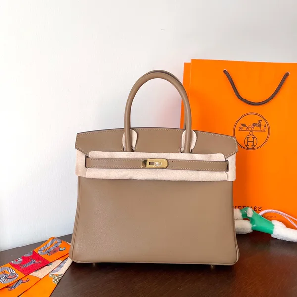 Hermès Birkin 30 cm Beige Swift Leather Gold Hardware Bag product photo
