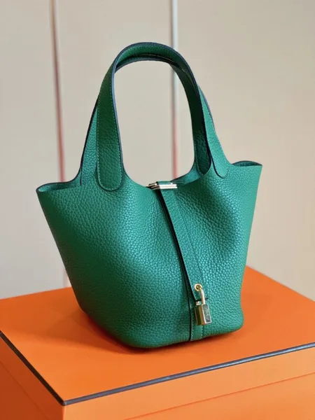 Hermès Picotin 18 Togo Green Handbags Lock Silver 18 cm product photo