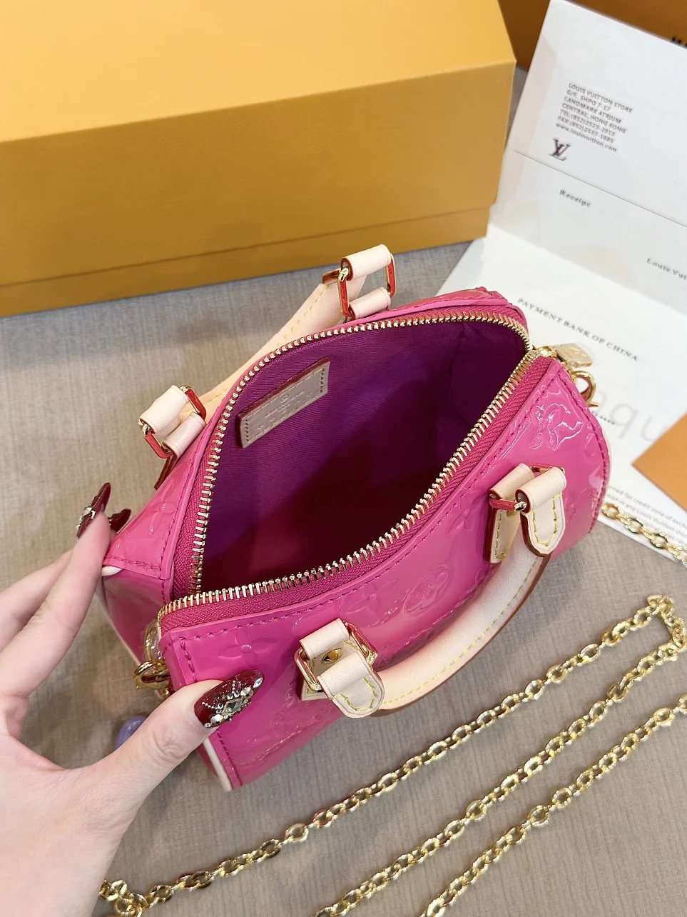 Louis Vuitton Nano Speedy Pink Shiny Leather Handbags 16x10x7,5 cm product view 2
