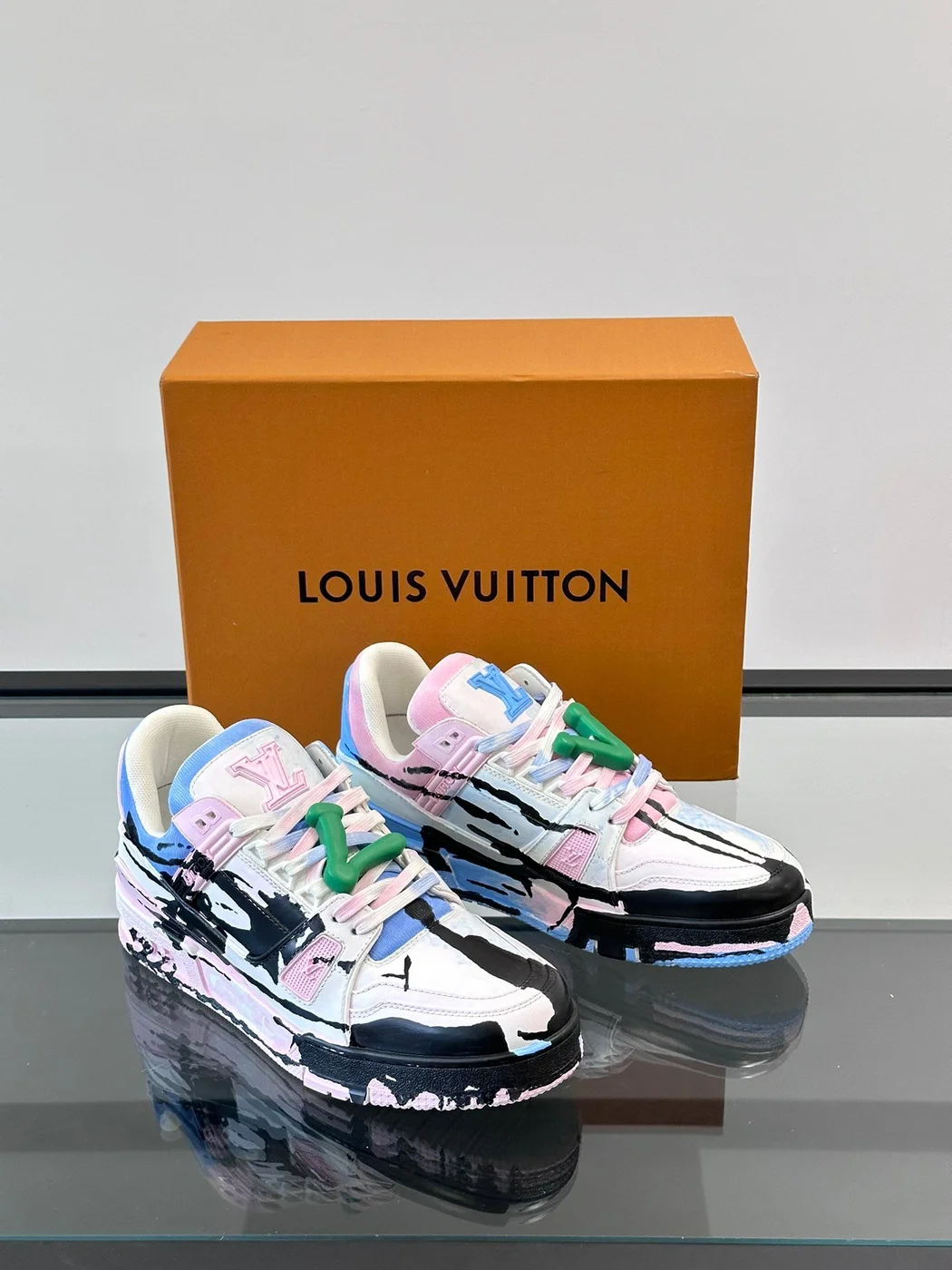 Louis Vuitton Men White Pink Blue Leather Sneakers product view 5