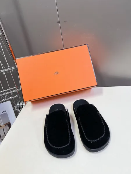 Hermès Women Black Suede Slippers product photo