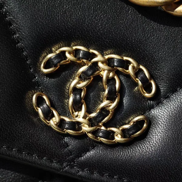 Chanel Woc C19 Handbag Woman’s Lock Gold Black 19 cm product view 6