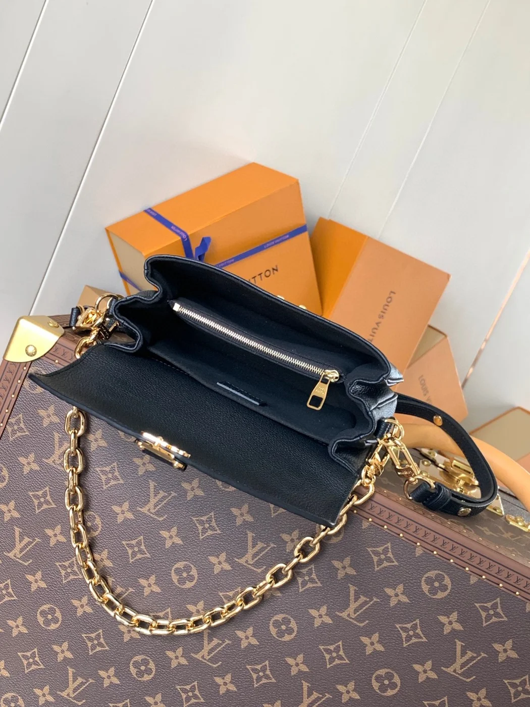 Louis Vuitton Pochette Métis Monogram Empreinte Leather Bag product view 8