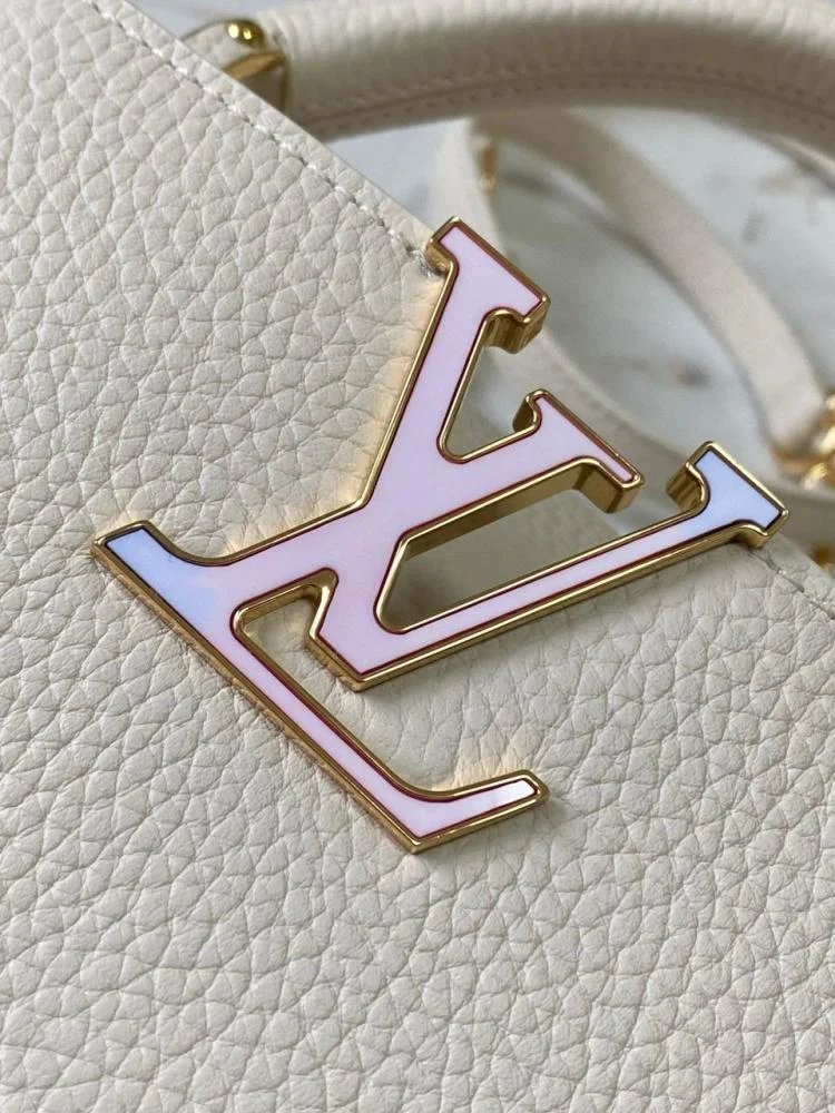 Louis Vuitton Capucines Beige Louis Vuitton Pattern Purple 21 cm Bag product view 6