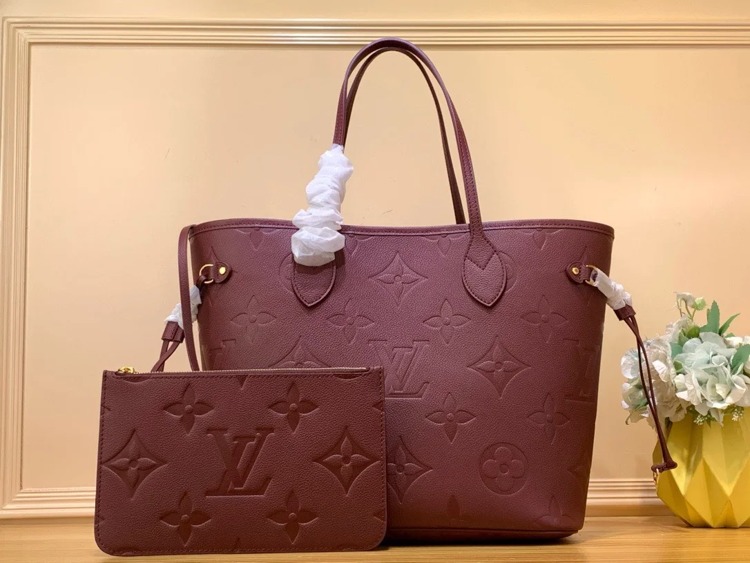 Louis Vuitton Never Full Plum Red Handbags 32x29x17cm product view 8
