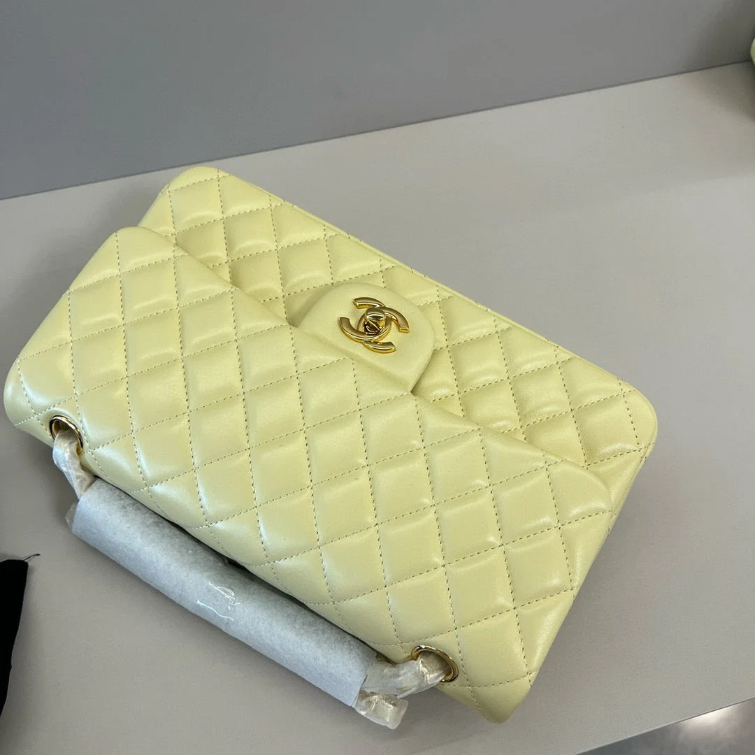 Chanel 25C Flap Bag 25 In Yellow Quilted Lambskin Gold Hardware product view 6