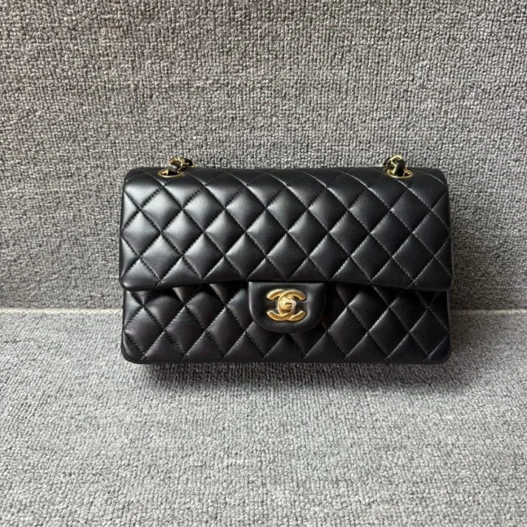 Chanel Classic Flap bag Lambskin Black Gold Hardware product view 1