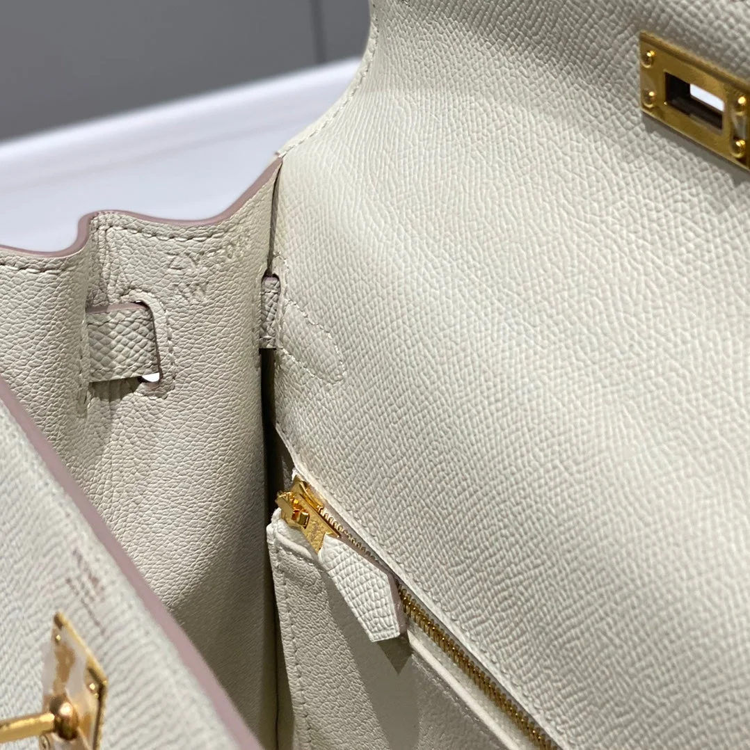 Hermès 25 cm In Nata Epsom Calfskin Gold Hardware Bag product view 4
