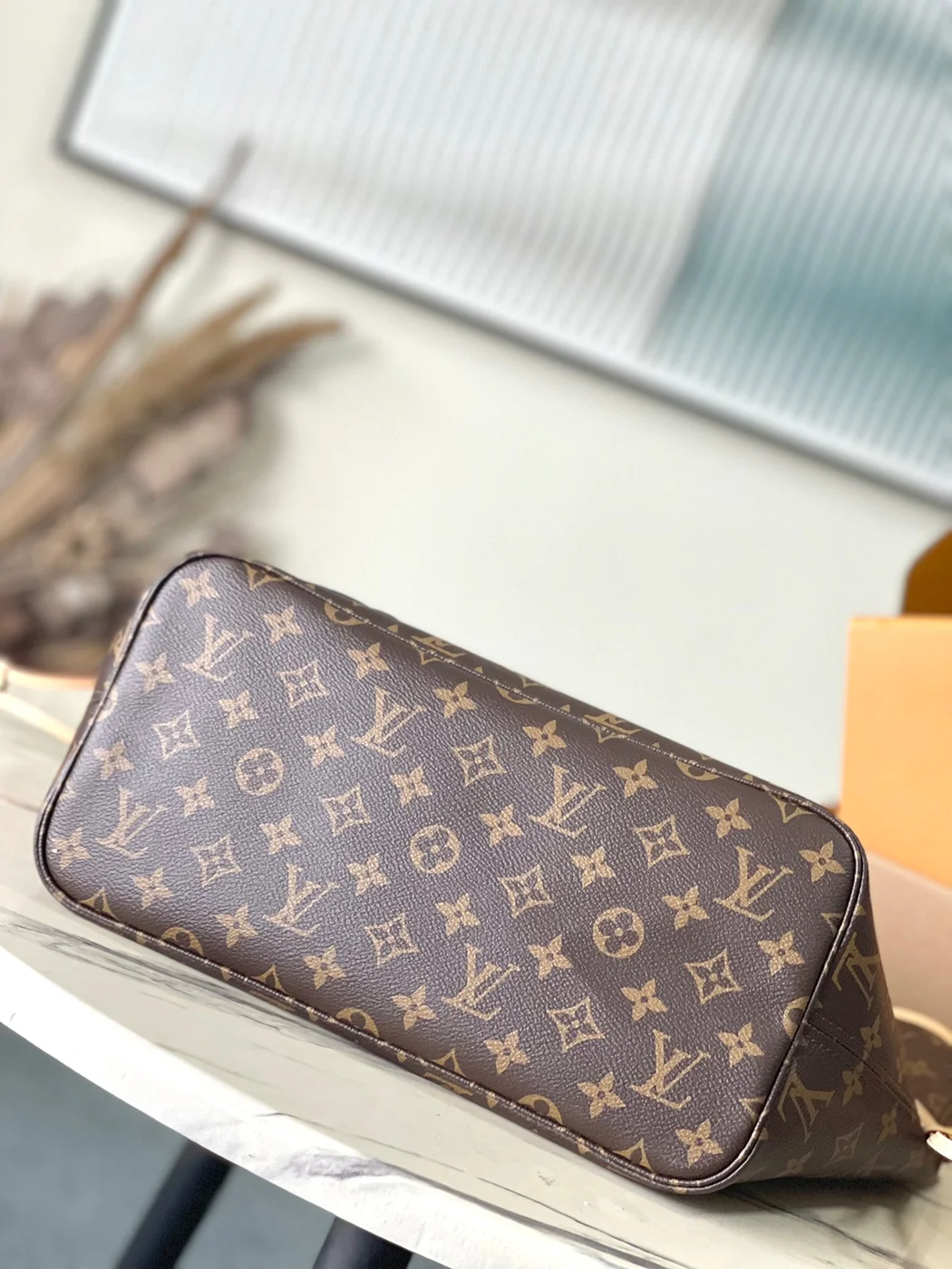 Louis Vuitton Neverfull MM In Brown Monogram Canvas With Pink Rabbit Patch Bag product view 7