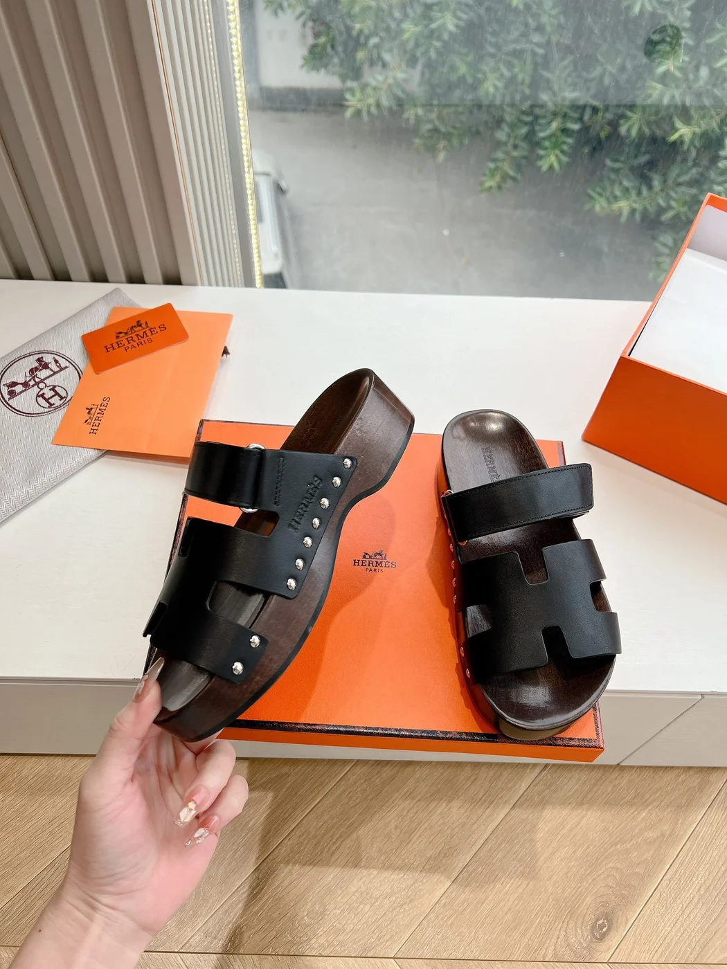 Hermès Women Black Leather Strap Sandals product view 6