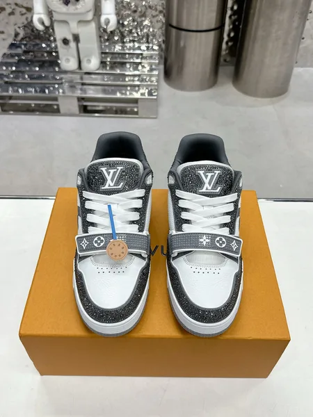 Louis Vuitton Women White Black Leather Sneakers product photo