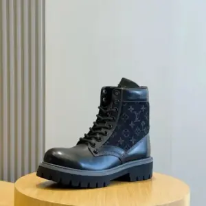 Louis Vuitton Boot Ranger product photo