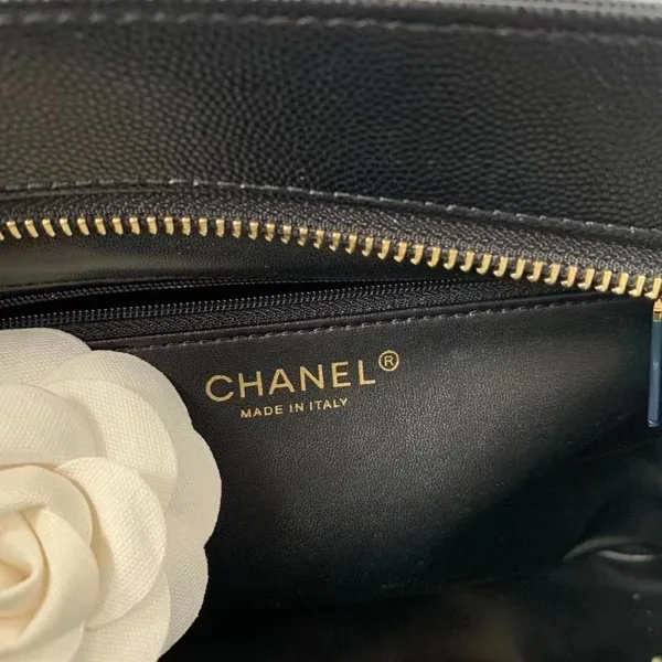 Chanel Vintage Classic Handbags Black Woman’s 30x21x8cm product view 3