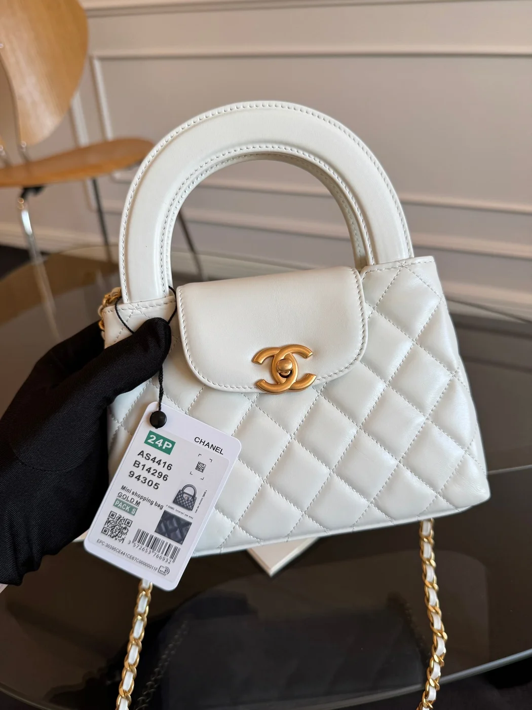 Chanel Kelly Bag 19 In White Calfskin Gold Hardware product view 5