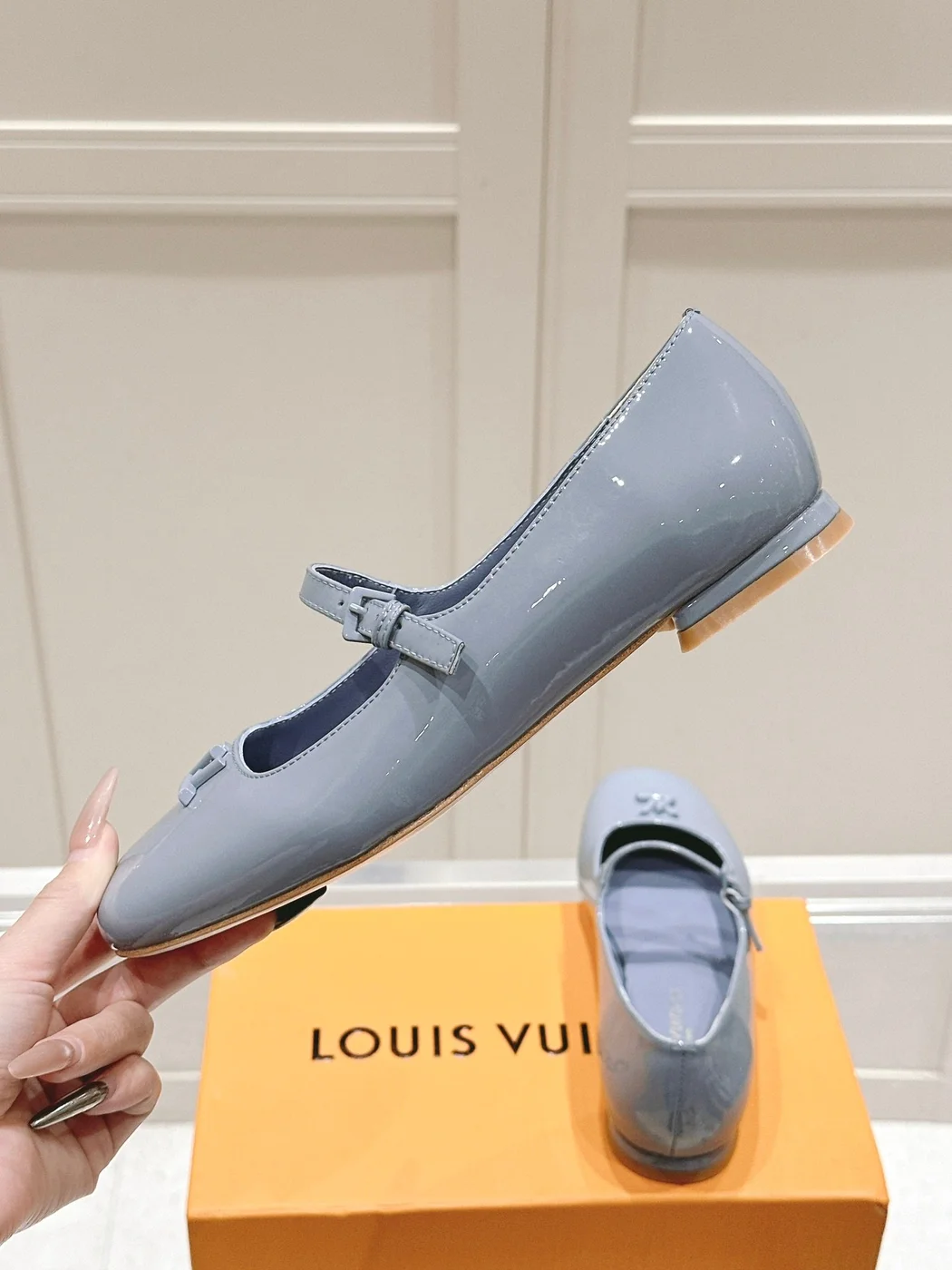 Louis Vuitton Women Light Blue Patent Leather Mary Jane Loafers product view 5