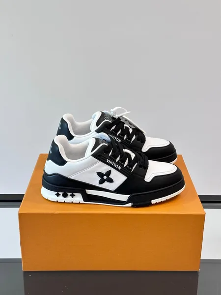 Louis Vuitton Men Black and White Sneakers — Monogram Side Panels product photo