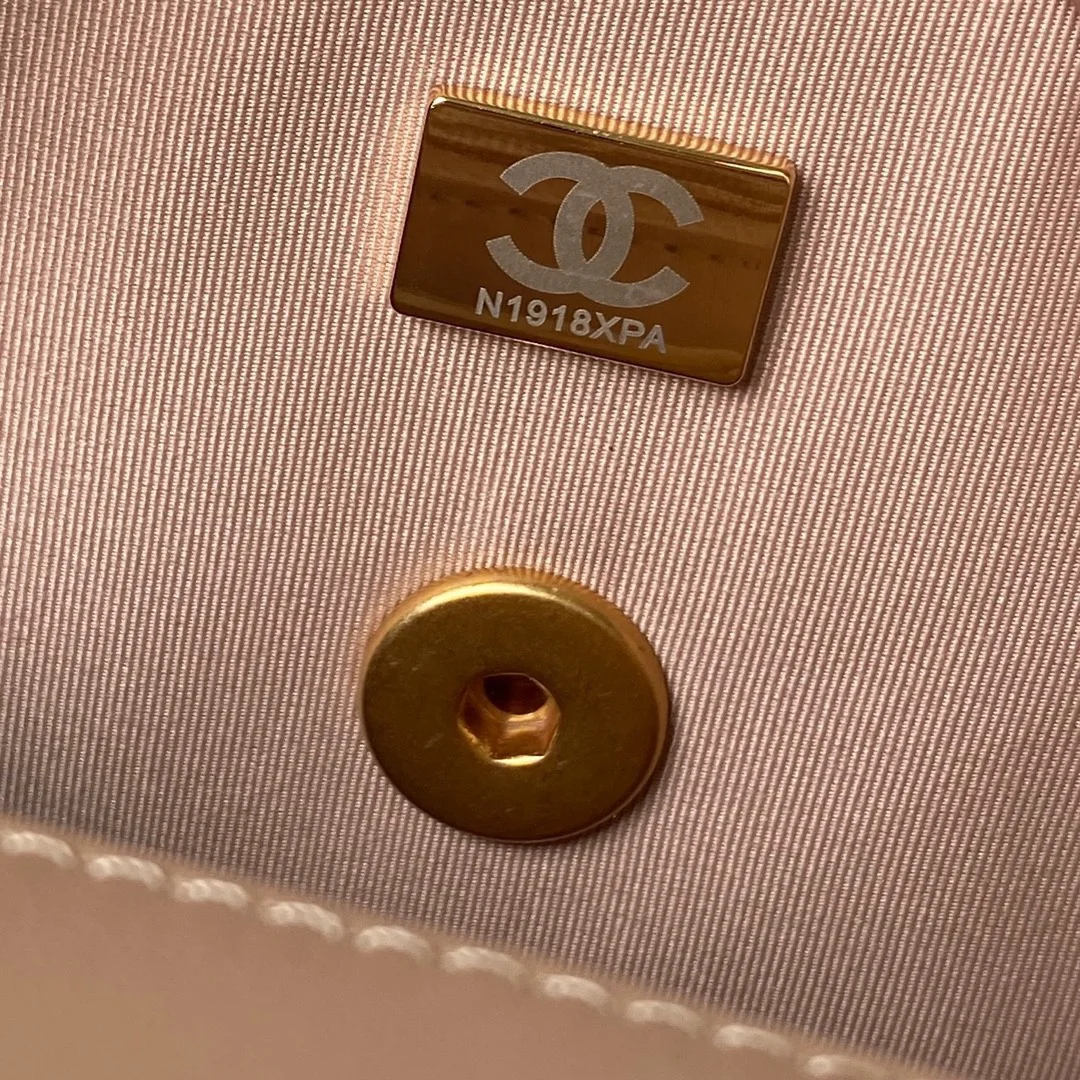 Chanel Woc Brown Handbags Pearl Handle Plated .5×14.5x5cm product view 6