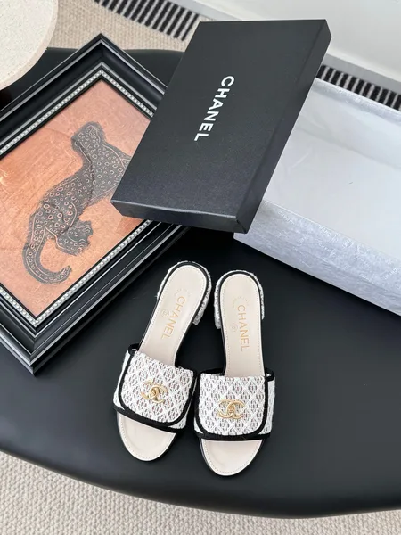 Chanel Women White Fabric Black Trim Slides product photo