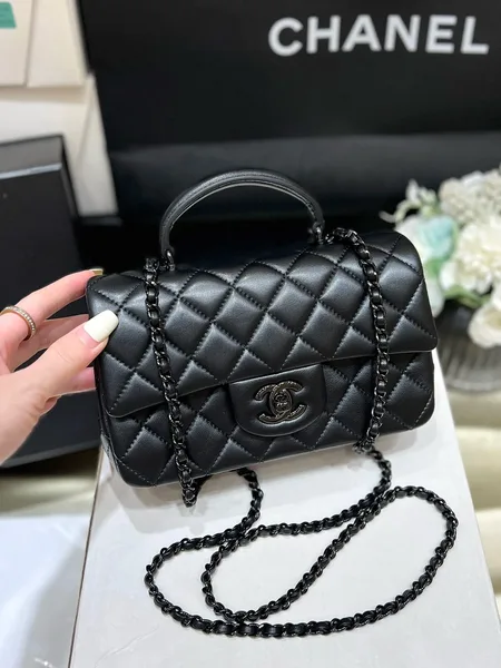 Chanel 20C AS1160 mini top handle flap Bag product photo