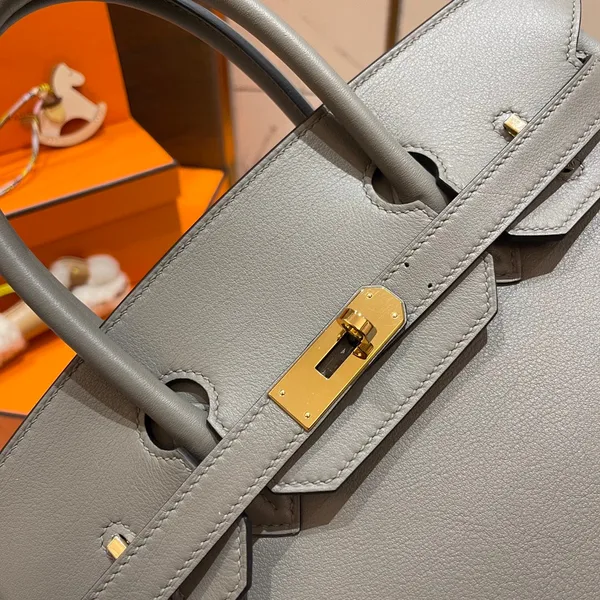 Hermès Birkin 30 cm Grey Swift Leather Gold Hardware Bag product view 5