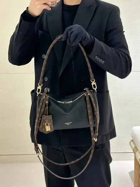 Louis Vuitton express PM Black Bag product view 8
