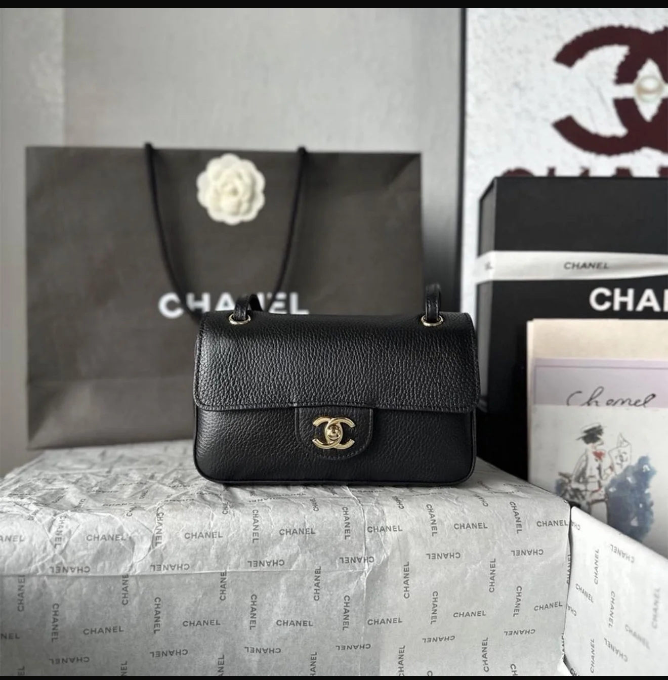 Saint Laurent Cassandra Flap Chain Bag Black product view 1
