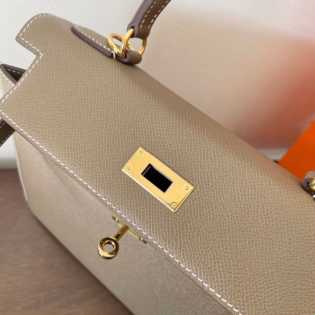 Hermès 28 cm Etain Epsom Leather Gold Hardware Bag product view 6