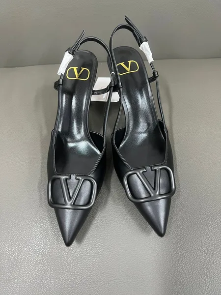 Valentino Women Black Leather Pointed Slingback Pumps product photo