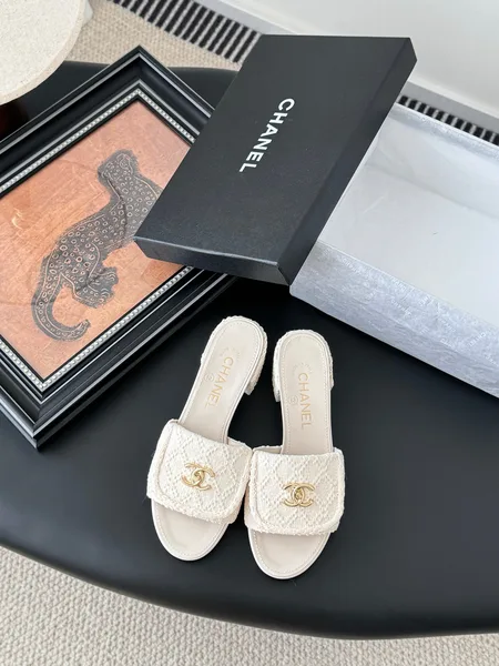 Chanel Women Cream Slides — Gold-Tone CC Detail product photo