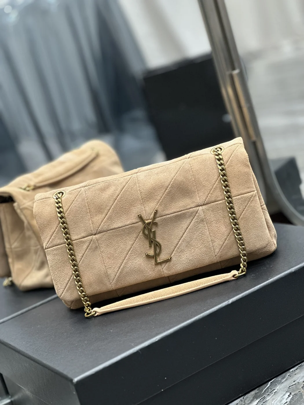 Saint Laurent Jamie Medium Shoulder Bag in Beige product view 2