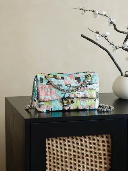 Chanel Classic Flap bag product photo