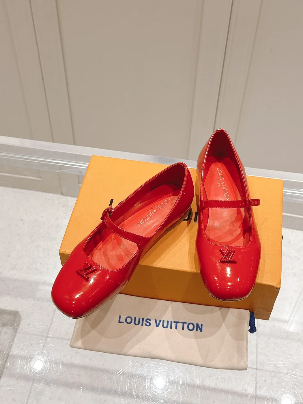 Louis Vuitton Women Red Patent Leather Mary Jane Flats product view 5