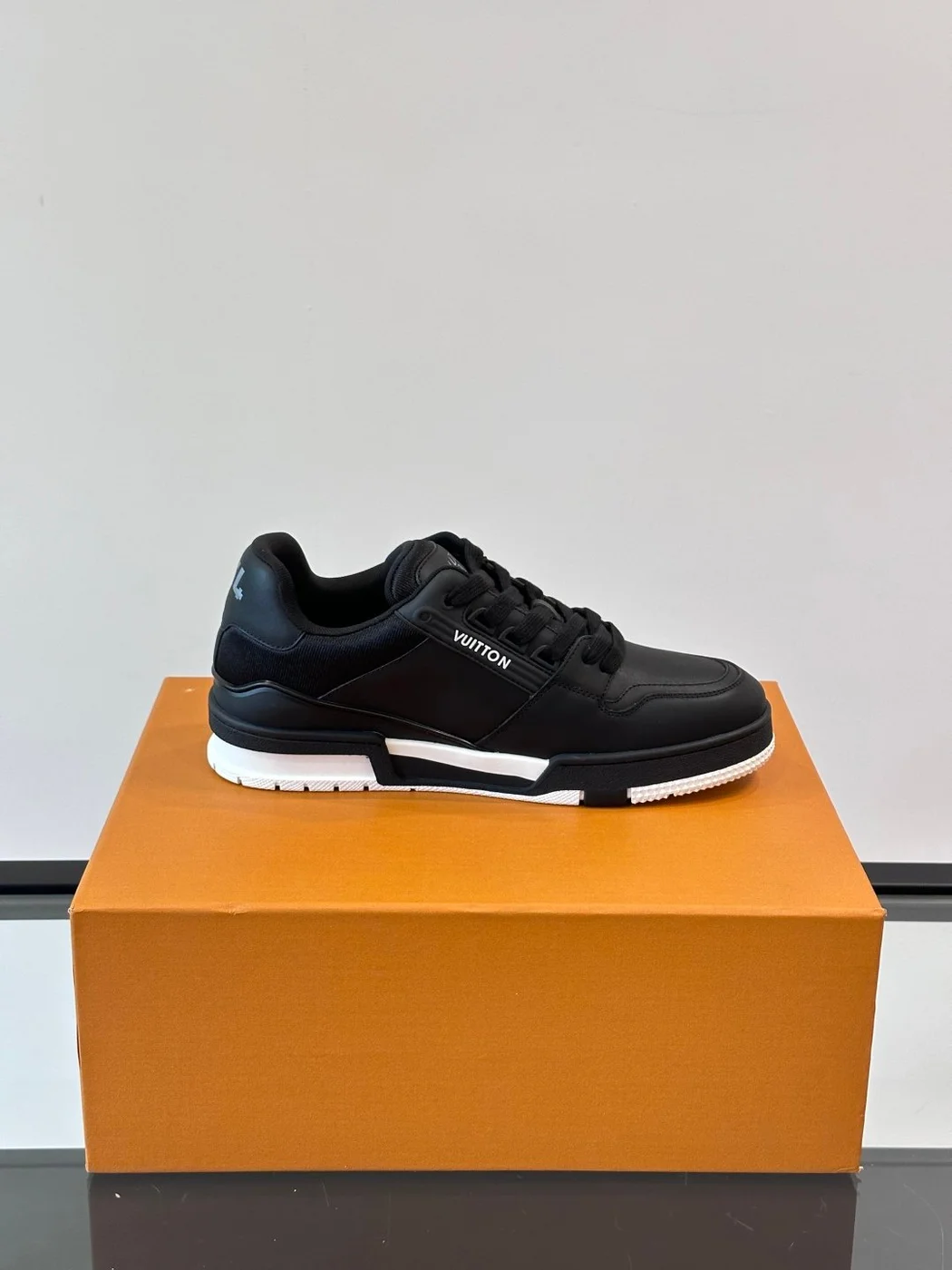 Louis Vuitton Men Sneakers — Black with White Lace Accent product view 6