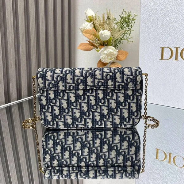 Dior Medium Saddle Pouch with Chain — Navy Blue Oblique product view 3