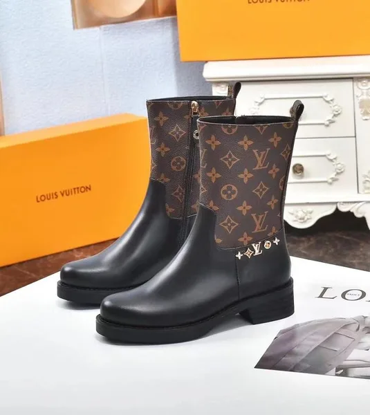 Louis Vuitton Beaubourg Ankle Boots product photo