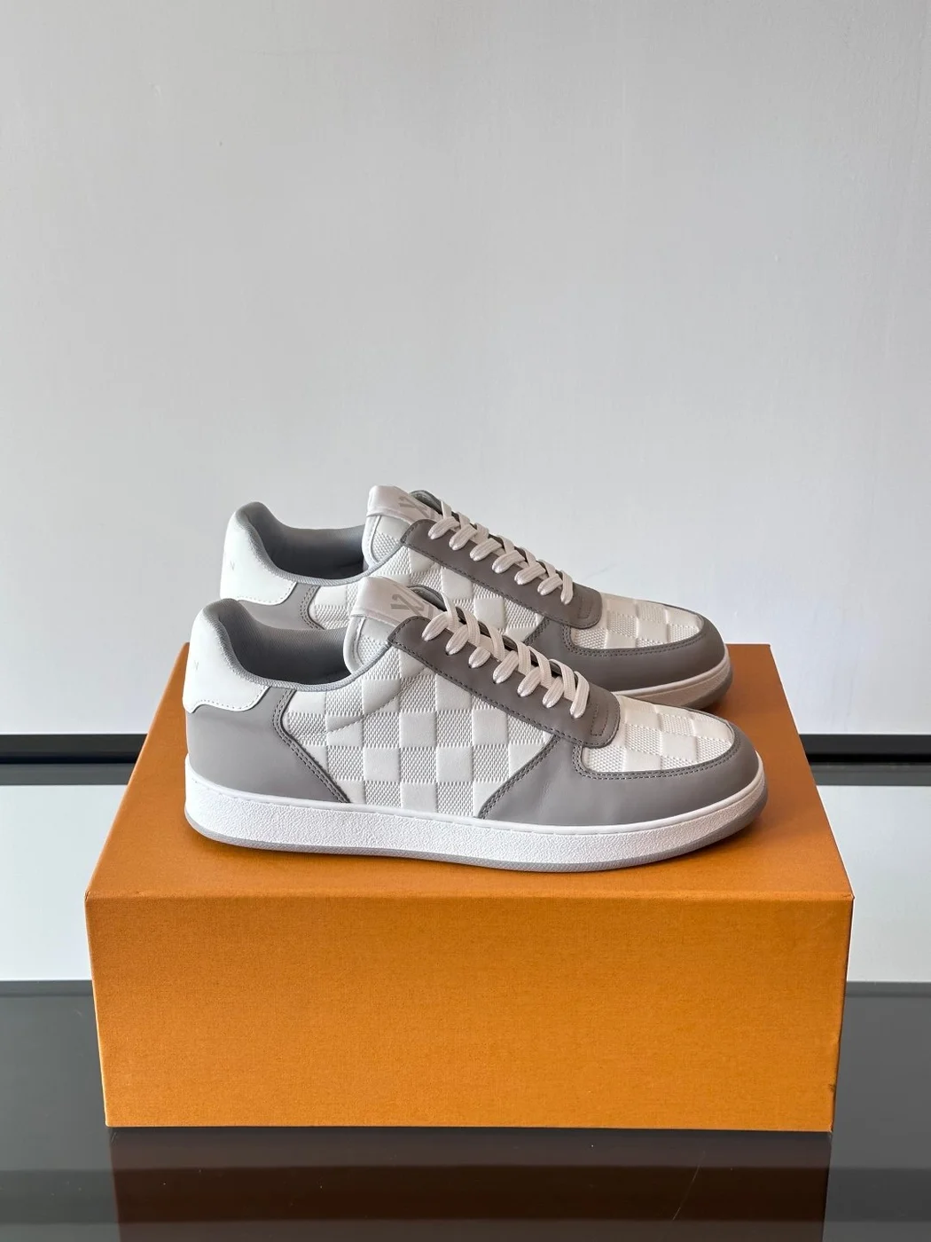 Louis Vuitton Men White And Gray Leather Sneakers product view 1