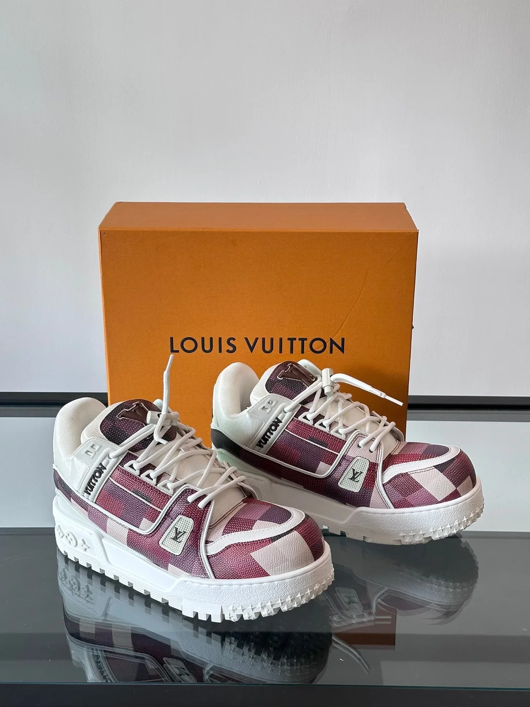 Louis Vuitton Men Burgundy Canvas White Leather Sneakers product view 5